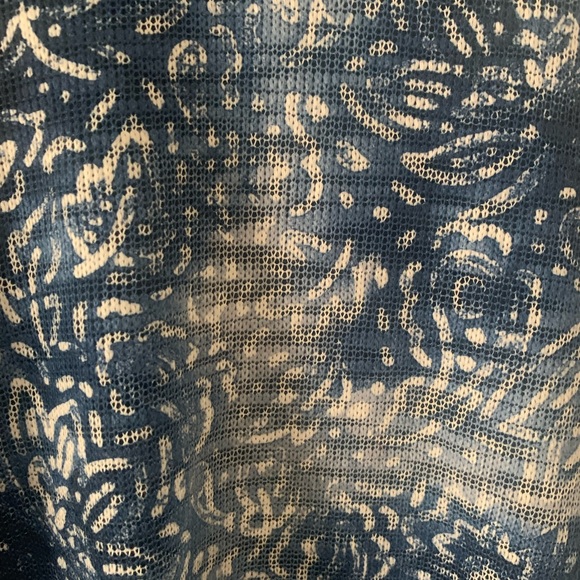 Catherines plus size 3x gorgeous deep blue top - Picture 3 of 6